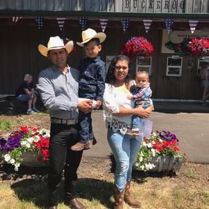 Meet your Posher, Lucy